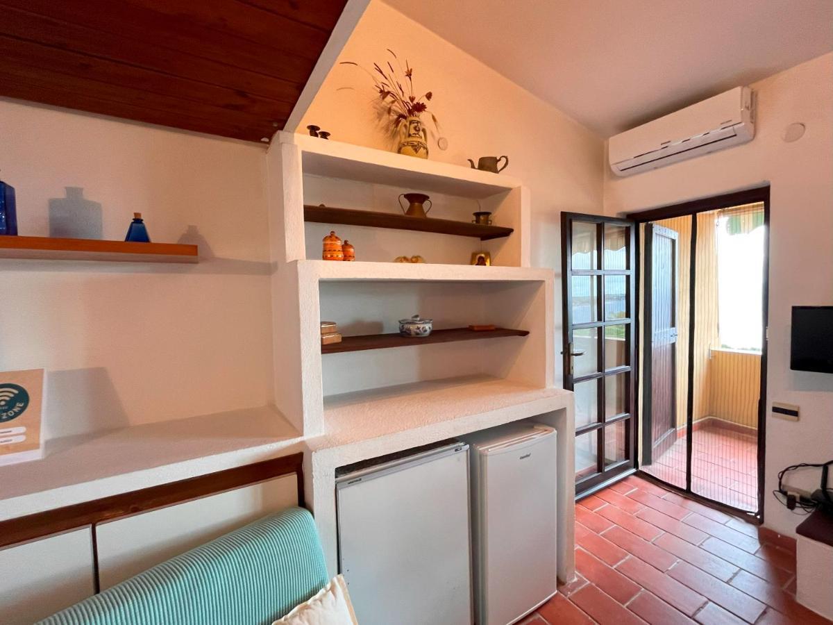 Appartamento Con Vista Mare A Terramala Terra Mala Exteriör bild